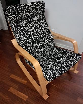 Poltona a dondolo Poang Ikea