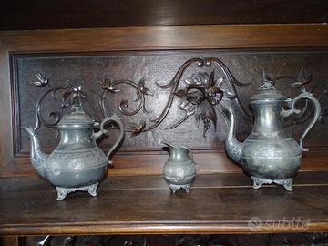 Tris di brocche in peltro inglese