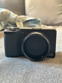 Ricoh GRIV 4