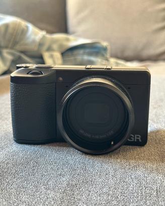 Ricoh GRIV 4
