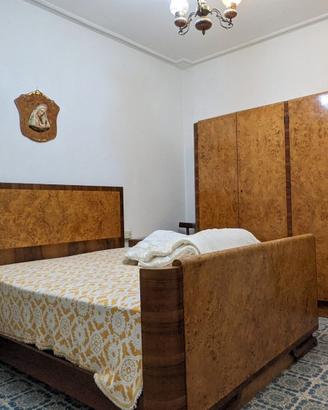 Camera da letto vintage in radica – stile déco