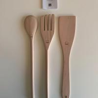 Mestoli utensili da cucina in legno Thun
