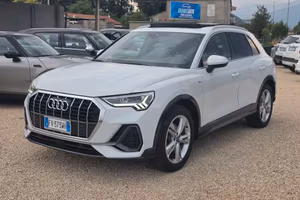 Audi Q3 2.0 TDI 150 CV S tronic line Edition