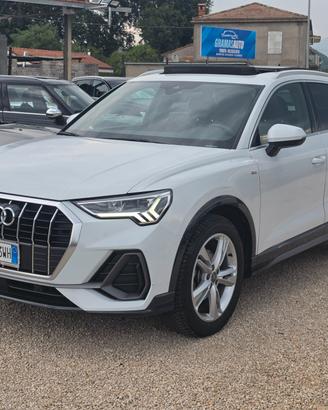 Audi Q3 2.0 TDI 150 CV S tronic line Edition