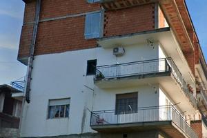 2 Appartamenti al Grezzo e Locale Commerciale