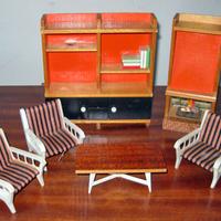 SALOTTO BAMBOLE TIPO BARBIE