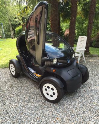 Renault Twizy - A scuola in autonomía! New Price