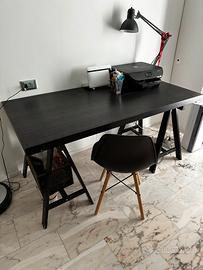 Scrivania e sedia ikea