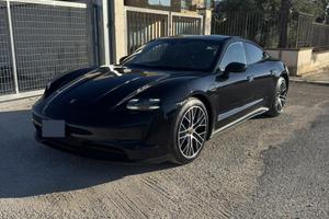 Porsche Taycan possibilitá sub. leasing