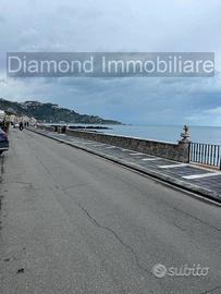 Soluzione semindipendente a Giardini Naxos