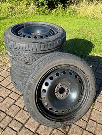 Cerchi in ferro 16'' 4 fori + gomme invernali