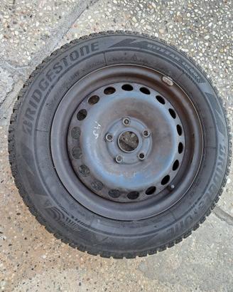 4 ruote complete vw con pneumatici 4 stagioni