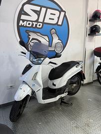 Kymco People S 200