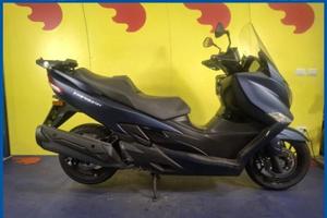 SUZUKI Burgman AN 400 Garantito e Finanziabile