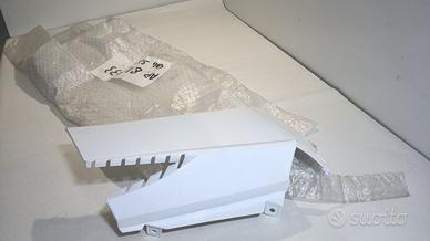 SEMISCUDO LATERALE SX SCARABEO APRILIA AP8184033