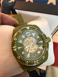 Gucci diver