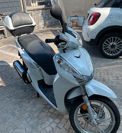 Sh 300