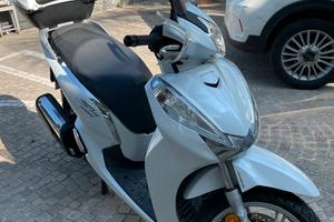 Sh 300
