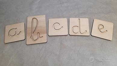 Alfabeto tattile sensoriale in corsivo montessori