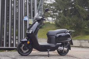 Scooter elettrico SUNRA Robo S 125