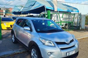 Toyota Urban Cruiser 1.4 D-4D AWD Luxury