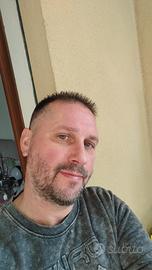 Elettricista operaio