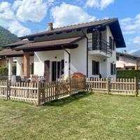 VILLA A SCHIERA A INVERSO PINASCA