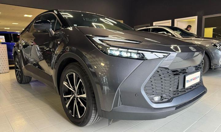 TOYOTA C-HR 1.8 HV Trend Pari al nuovo!