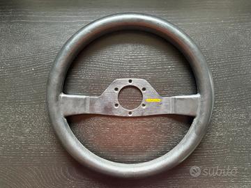 Volante MOMO piatto 2 razze