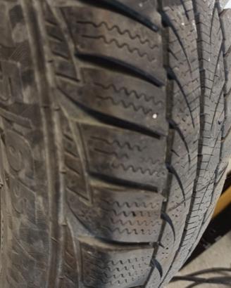 Cerchi con gomme termiche Panda 175 65 R14