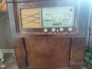 radio anni 40/50 dello scorso secolo