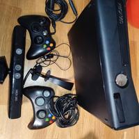 Xbox 360 completo di kinectic e giochi.