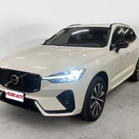 Volvo XC60 B4 automatico Plus Dark