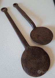 Coppia di antichi batticarne 