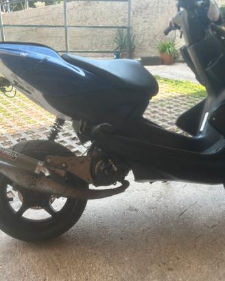Yamaha aerox 50cc (70)