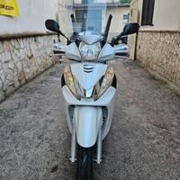 Honda SH 300 i IE