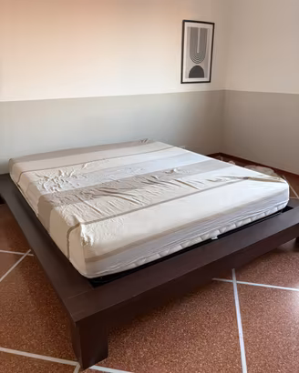Trittico completo: letto + cassettone + comodoni