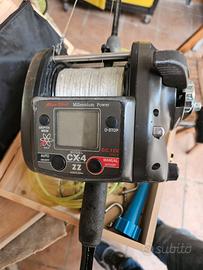 Mulinello elettrico + 5 canne + attrezzatura varia