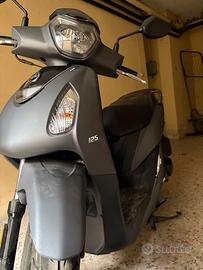 Scooter 125 SYM Simphony