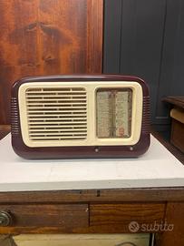 Vecchia radio bachelite