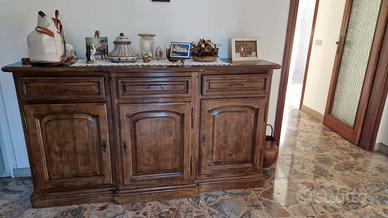 Credenza 3 porte stile arte povera.