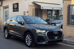 AUDI Q3 Sportback 2.0TDI S-tronic Sport Plus