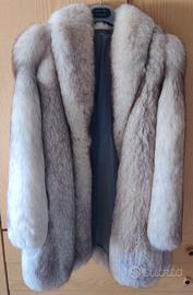 Pelliccia di volpe argentata