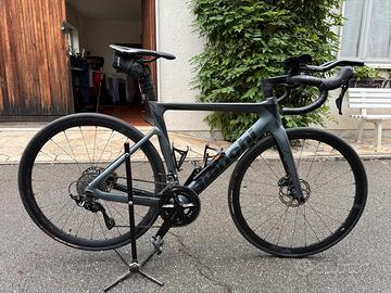 Bici da corsa Bianchi 2024