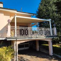 PERGOLA CON TENDA MOTOROZZATA