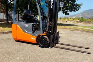 CARRELLO ELEVATORE ELETTRICO TOYOTA TRAIGO 18. AC