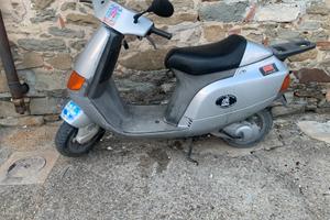 Scooter piaggio sfera 50