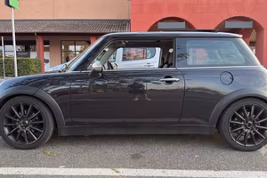 Mini cooper R50  LEGGERE BENE
