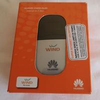 Modem Huawei portatile per più utenti.