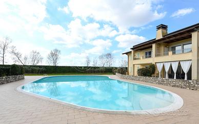 Trilocale in Residence con Piscina a Lonato del Ga